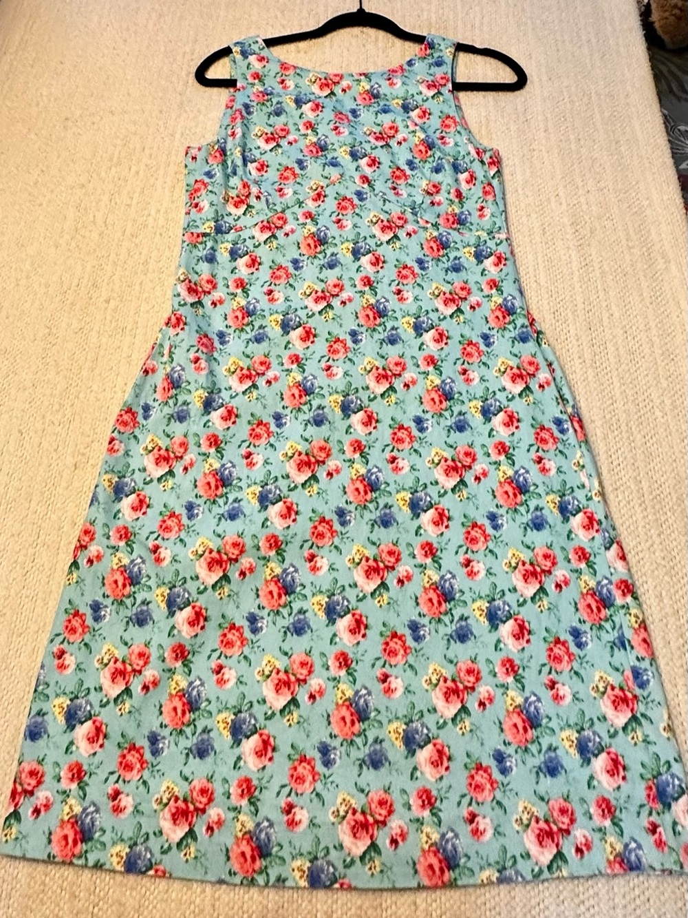 Rose Dress . - Picture 11 of 12
